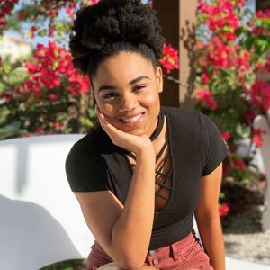 Meet your Posher, Zaire